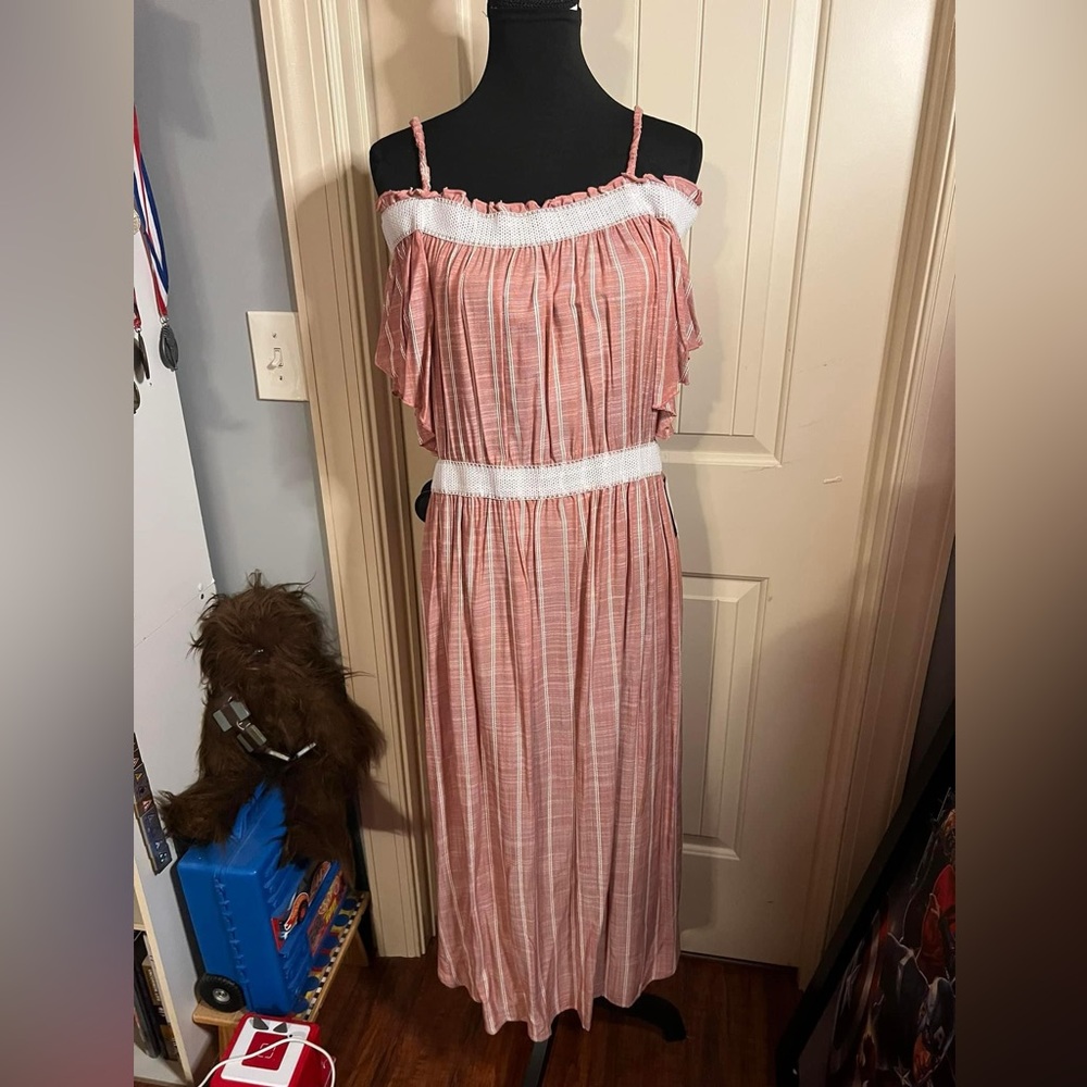 NWT- V by Violet Weekend cold shoulder dress